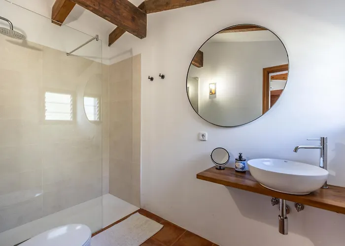 Roma With Pool And Mountain Views Pollença