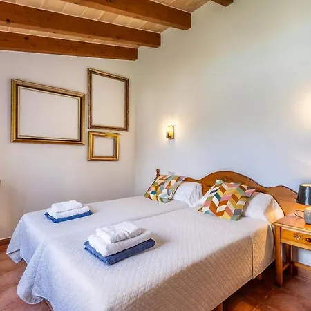 Roma With Pool And Mountain Views Pollensa