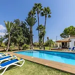 Roma With Pool And Mountain Views Holiday home *