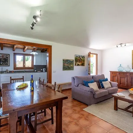 度假居 Roma With Pool And Mountain Views *